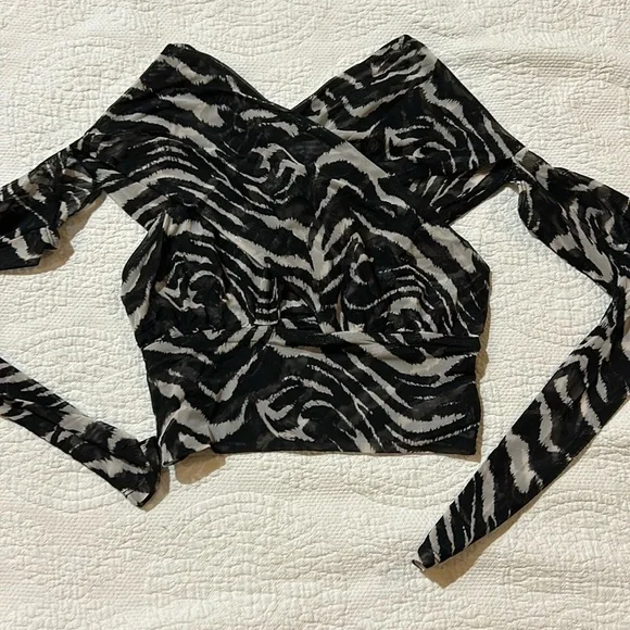 Naked Wardrobe Cut Out Zebra Print Too/cover up. NWT. XS - Picture 2 of 7